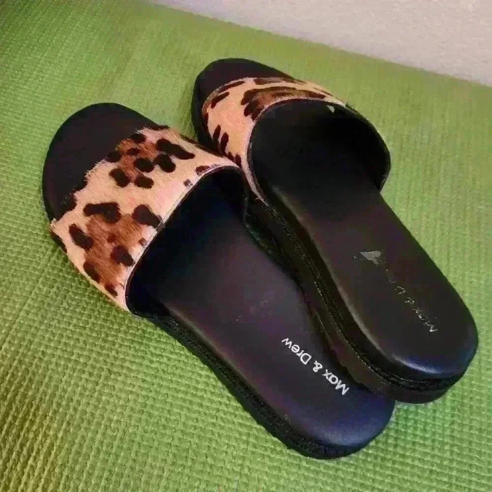 Max & Drew Leopard Print Slides, Nwot Size 8 - image 8